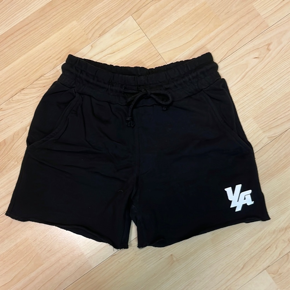 Young LA 5” black French terry shorts sz S